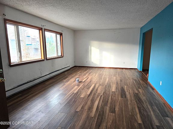 3rd image of 510 Kincaid St