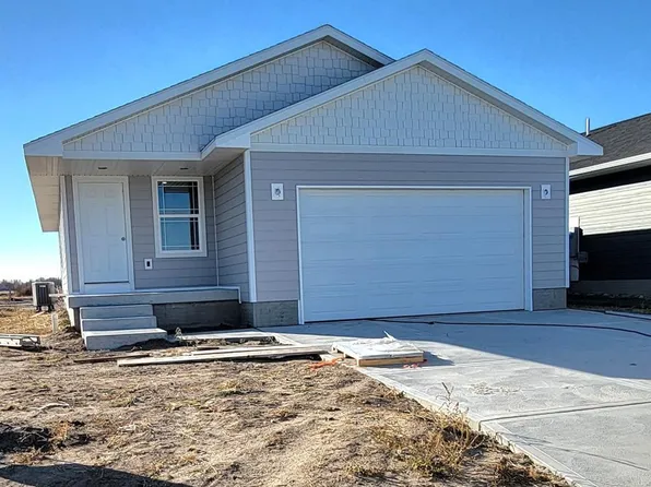 4311 Dawn St, Grand Island, NE 68803