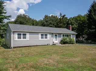 37 Johnson Ln, Madison, CT 06443