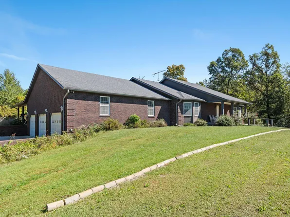 300 Charlie Pile Rd, Guston, KY 40142