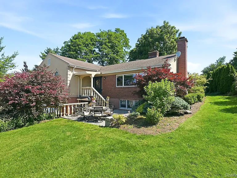 316 Gainsborg Ave #2 — Photo 26