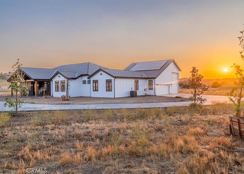 1st image of 49708 Meadowview Way