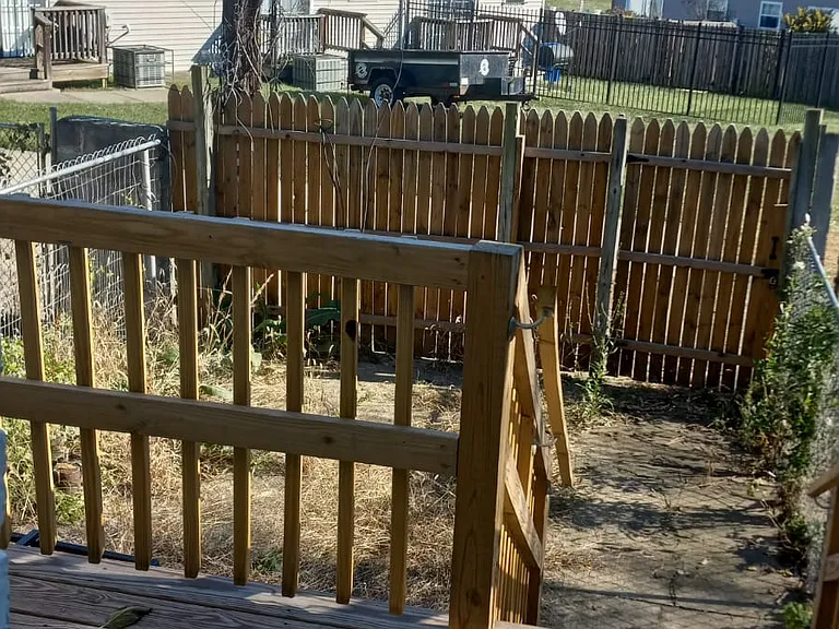 519 Sanford Pl — Photo 6