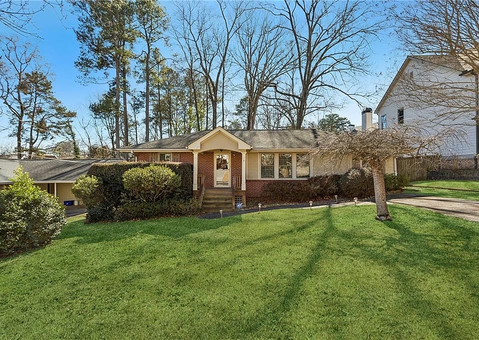 1st image of 1549 Grant Dr