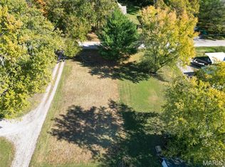 220 N Grant St, Hillsboro, IL 62049