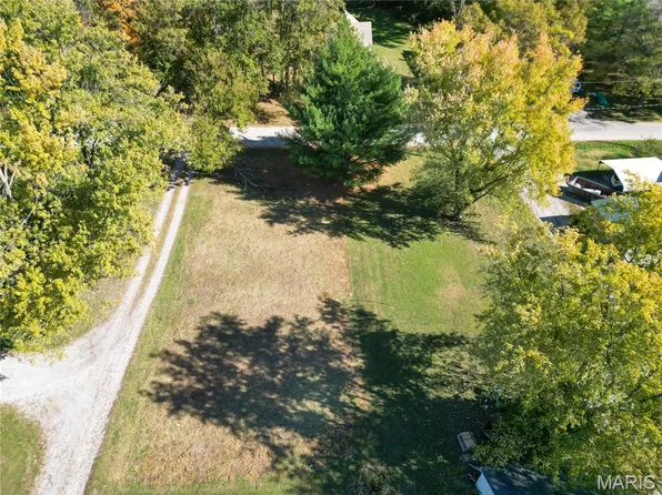 220 N Grant St, Hillsboro, IL 62049