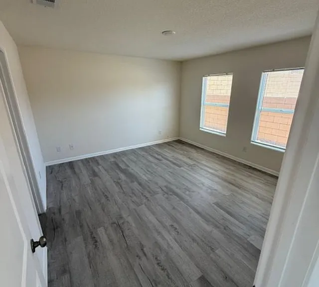 2414 Village Dr — Photo 13