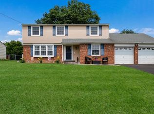 252 Kent Rd, Warminster, PA 18974