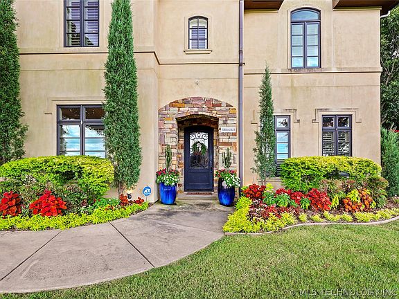 4th image of 87 Tuscan Rd