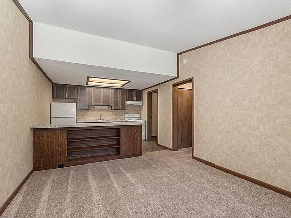 5th image of 2790 Pineridge Dr NW #2785F