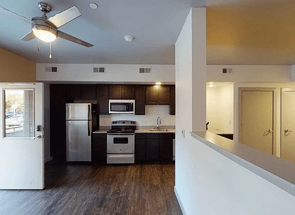 3rd image of 800 Silver Ave SW #12825954