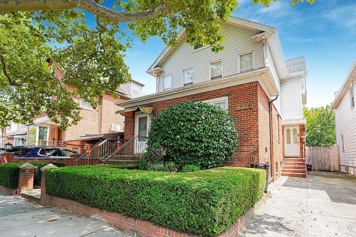 1833 W 4th St, Brooklyn, NY 11223 | Zillow