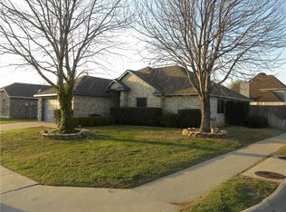 5221 Whiting Way, Denton, TX 76208