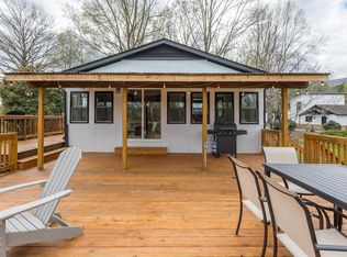 870-874 Shipyard Rd, Shenandoah, VA 22849