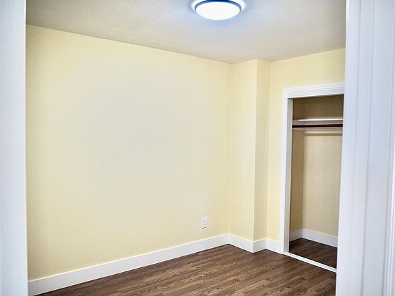 3rd image of 2401 Berrywood Dr
