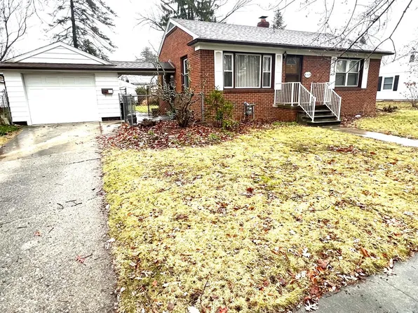 1637 New Jersey Ave, Marysville, MI 48040