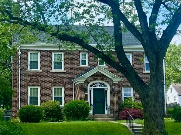 2225 Kensington Blvd, Fort Wayne, IN 46805