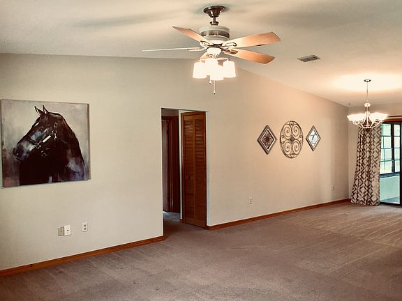 4th image of 5 Woodston Ln