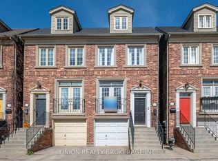 59D Woodbine Ave, Toronto, ON M4L 3P1