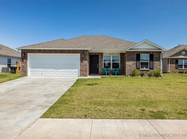 23585 E 114th Ct, Broken Arrow, OK 74014