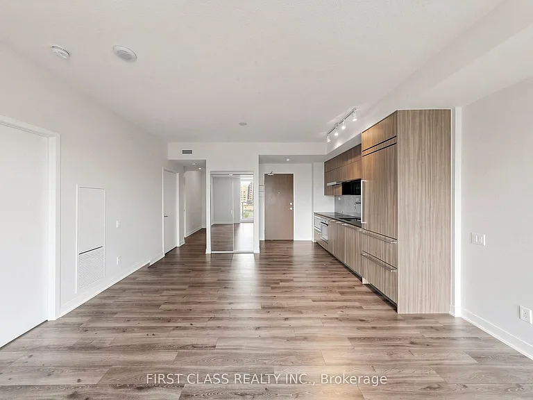 90 Queens Wharf Rd #503 — Photo 5