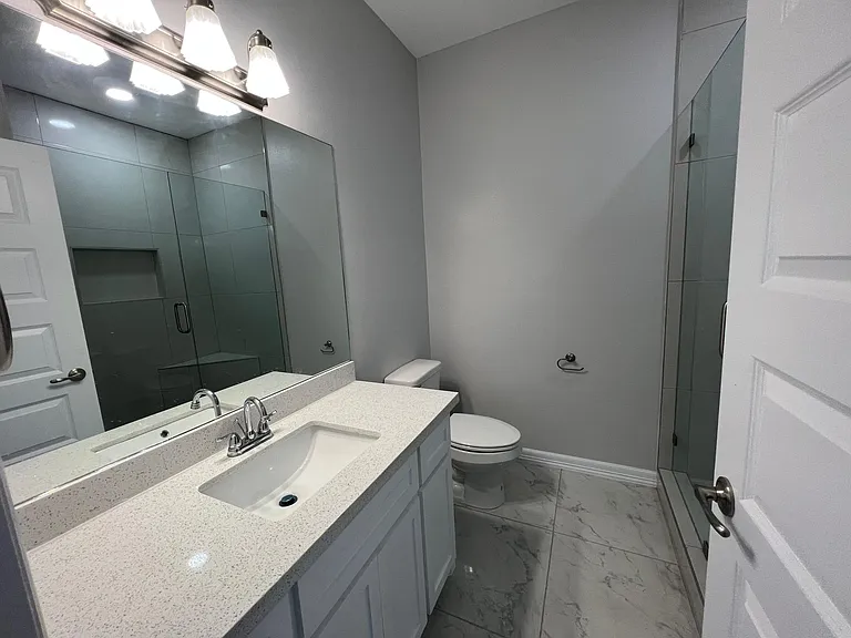 4822 Westgate Cir S — Photo 15