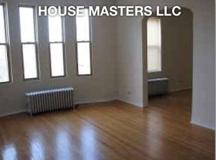 2915 E 78th St APT 2C, Chicago, IL 60649