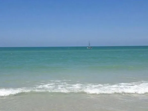 (undisclosed Address), Naples, FL 34103