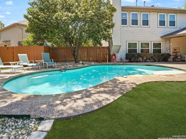 4645 Red Rock, Schertz, TX 78154