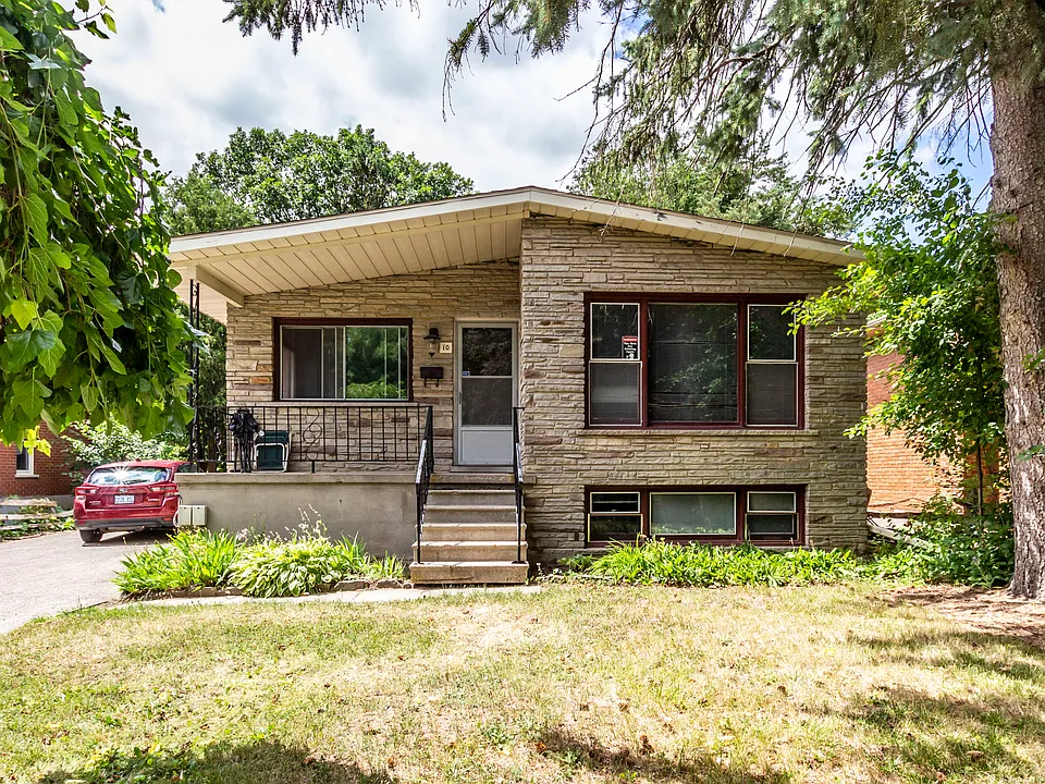 10 Cardill Cres #1