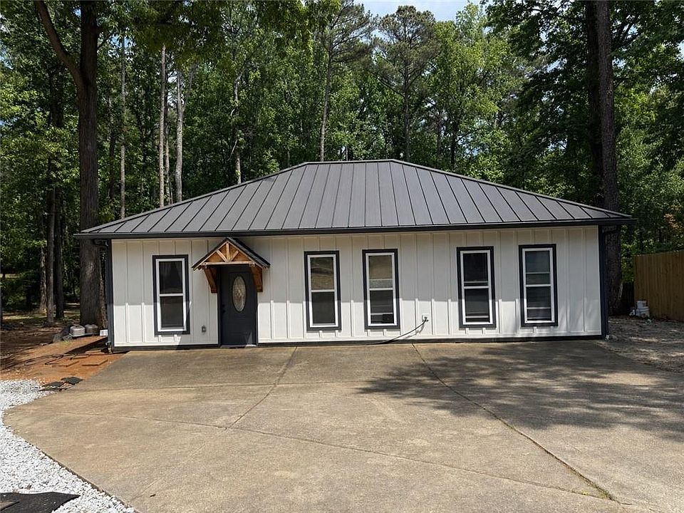 1st image of 2540 Old Peachtree Rd