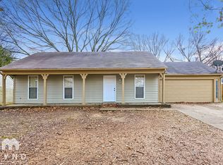 3735 Ivanhoe Dr, Horn Lake, MS 38637
