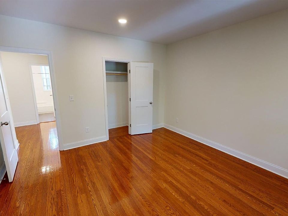 landlord_unit_photo_59725871_4