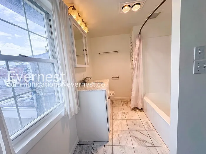 1631 S Charles St — Photo 16