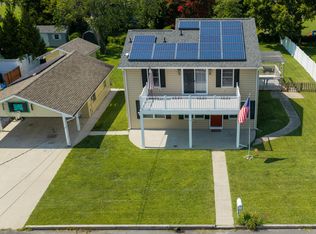 7808 Harbor Rd, Pasadena, MD 21122