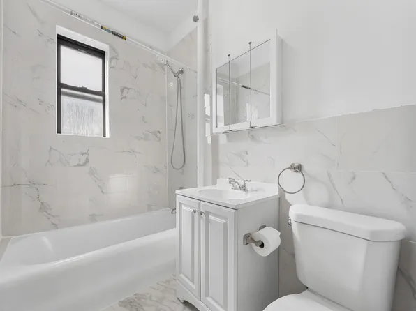 2234 Ocean Avenue image 7 of 9