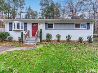 3710 Four Seasons Dr, Durham, NC 27707