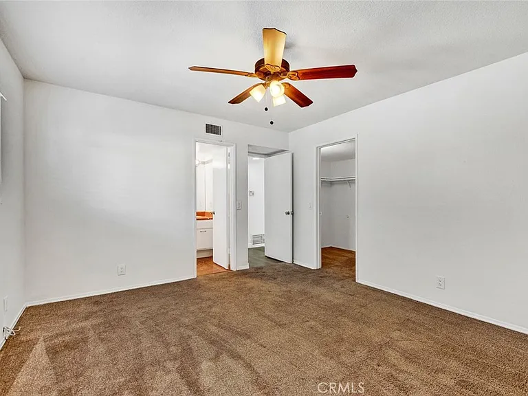 20852 Lancelot Ln — Photo 10