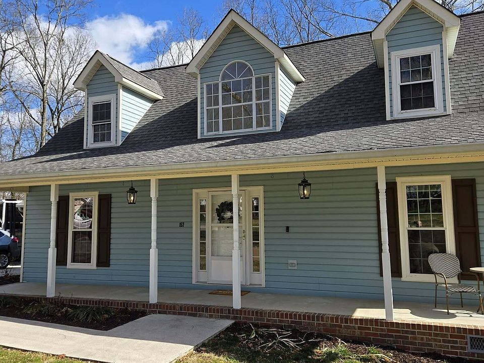 1st image of 157 Ashlin Ridge Dr NE