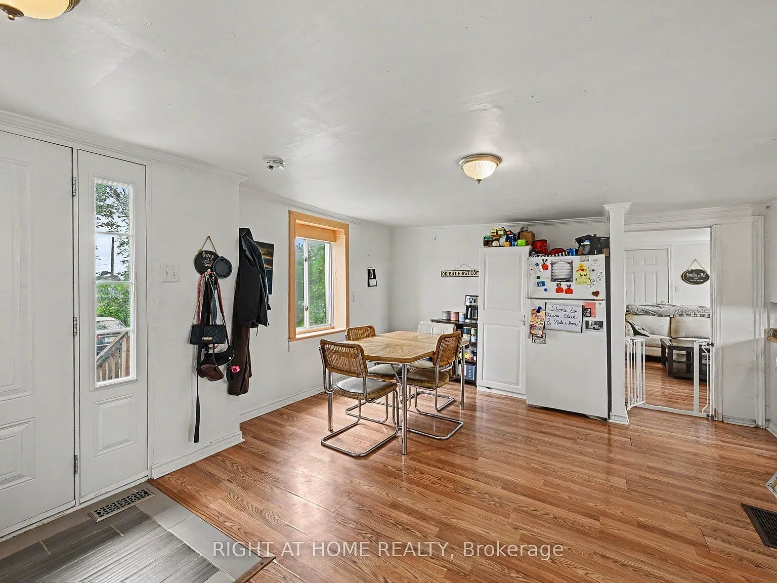 3 bed, $2,000 — Photo 4