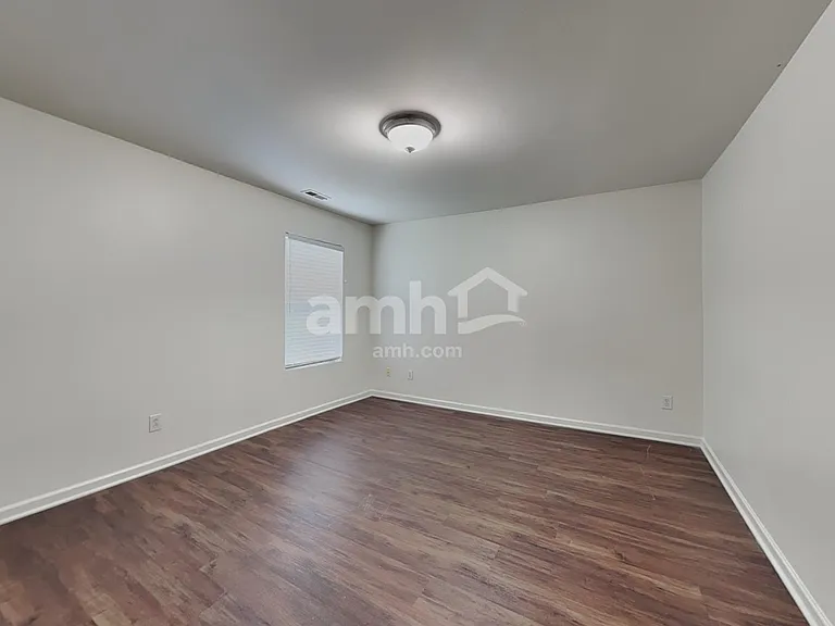 5149 Liberty Hall Cir — Photo 17