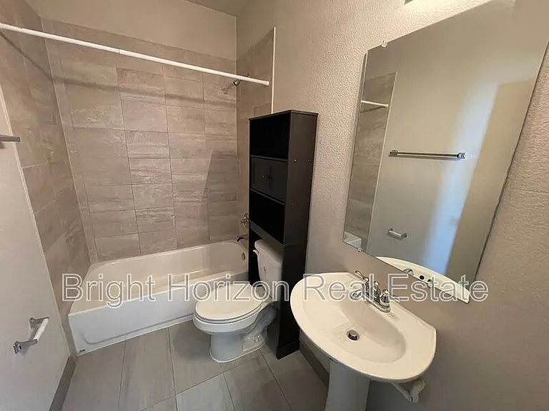 10604 Tube Dr #103 — Photo 21
