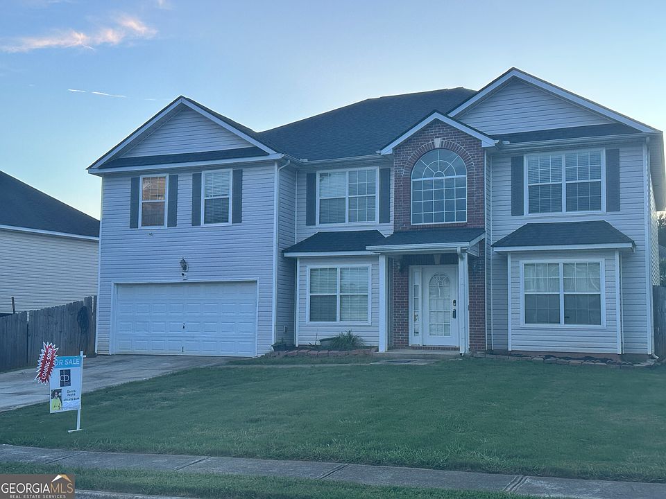 2nd image of 235 Hillside Oak Ln