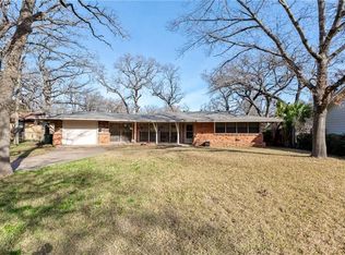 1111 Lynda Ln, Arlington, TX 76013