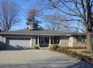 2516 Minerva Lake Rd, Columbus, OH 43231