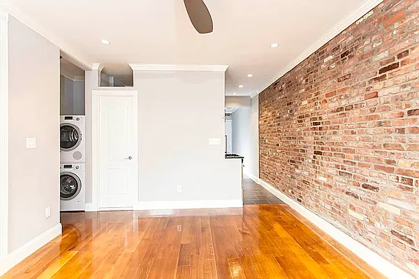 Rented by Century 21 Premier  | media 27