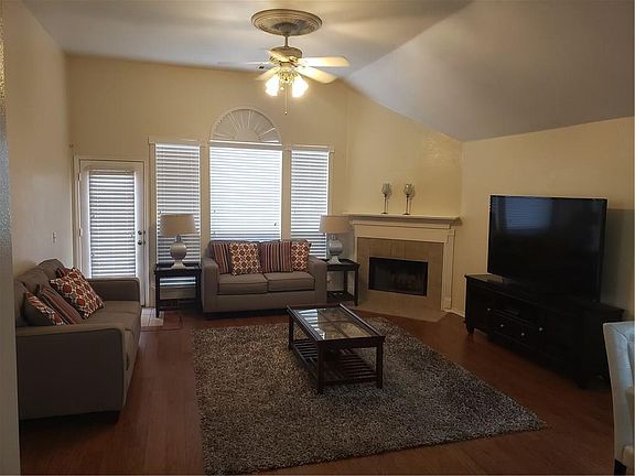 4th image of 3013 Scotch Elm St