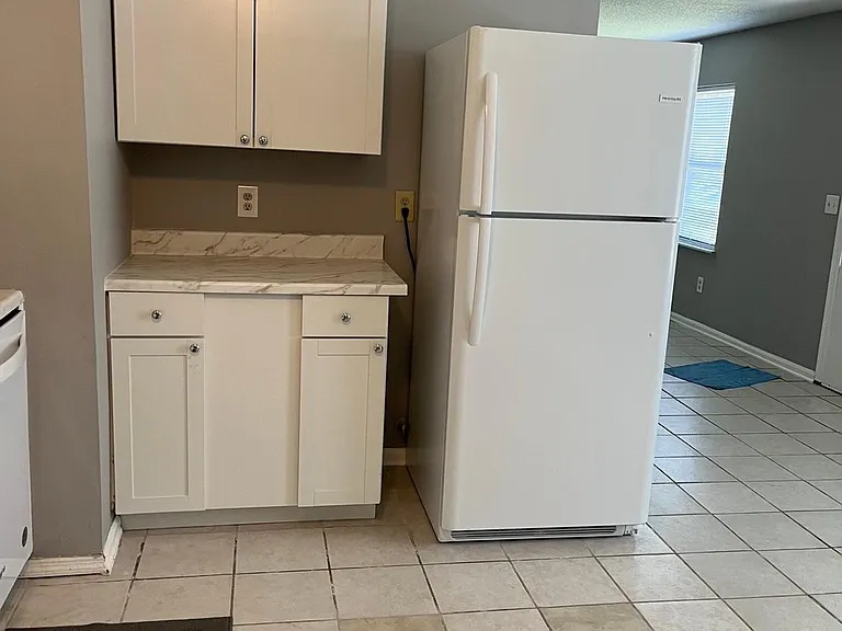 8448 Fury Dr — Photo 19