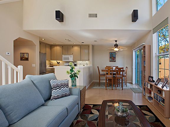 4th image of 1285 El Mercado Way Unit C