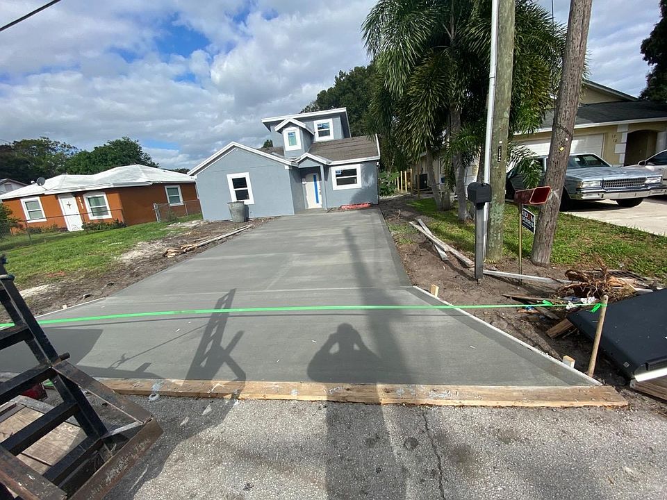 2nd image of 1720 Miami Ct